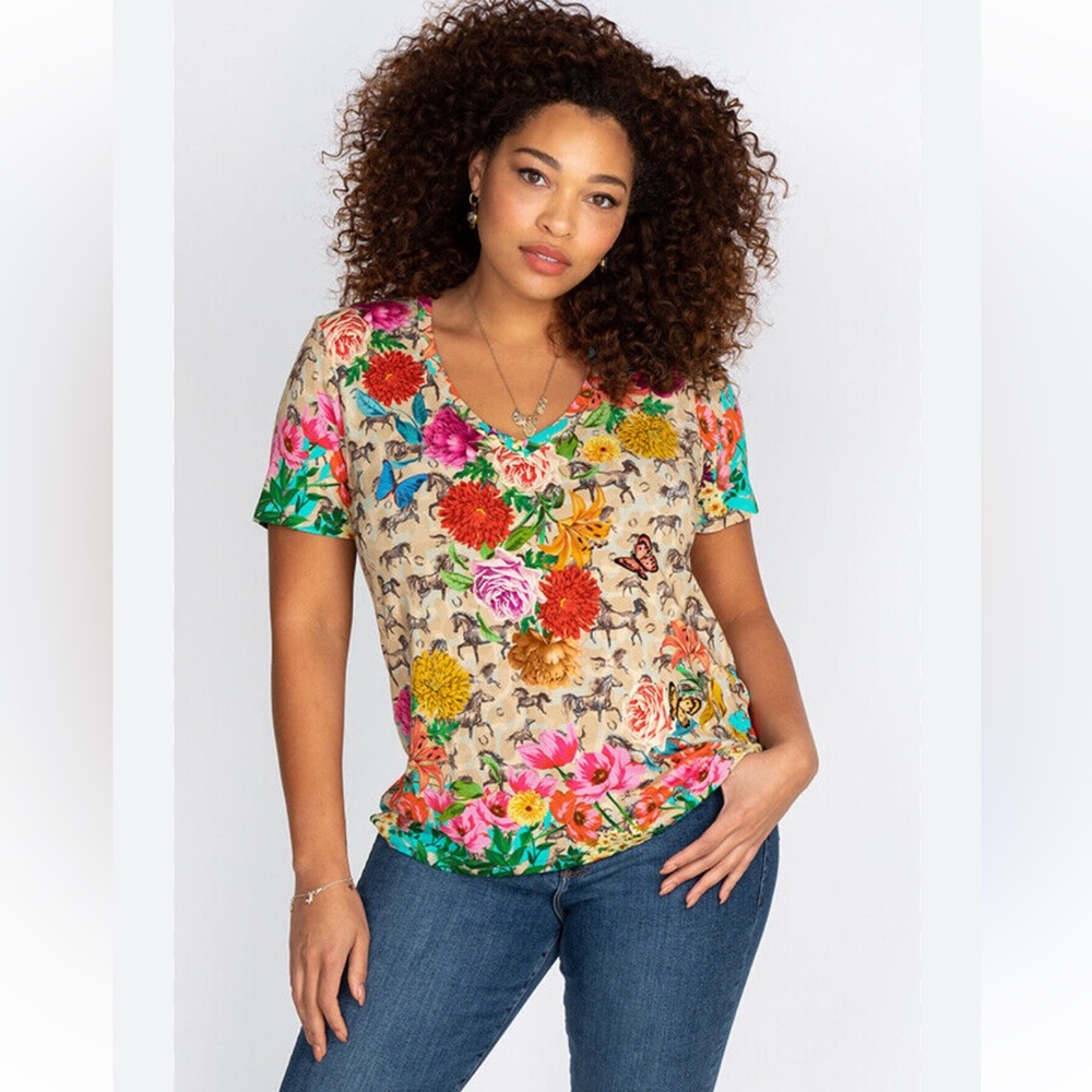 RARE Johnny Was Lace Garden Favorite V-Neck Tee Shirt Floral Horse Print Size L